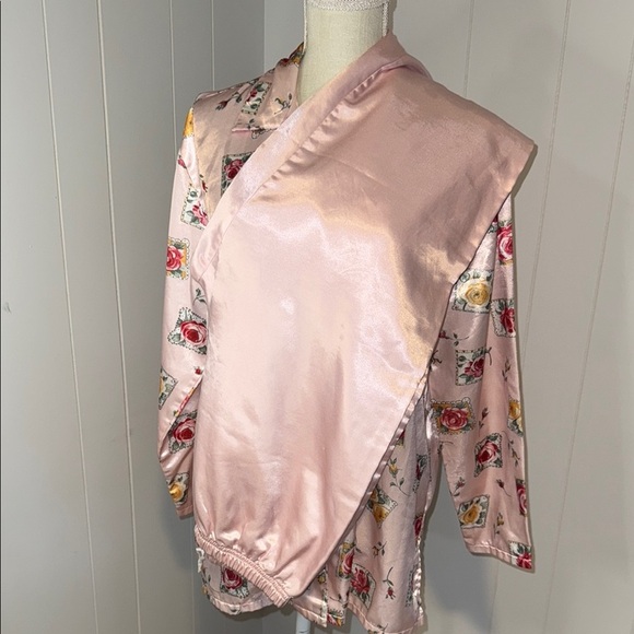 Tesori Pink Floral Satin Pajama Set - Picture 3 of 5